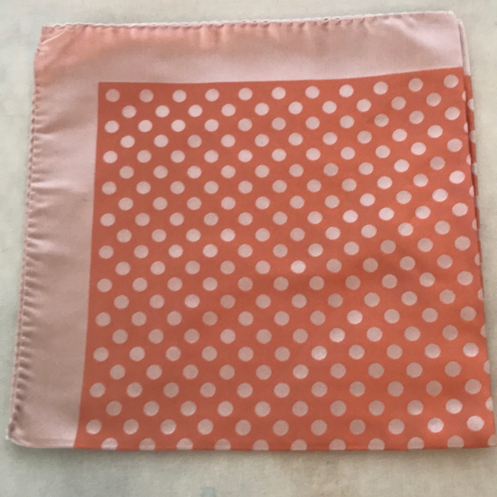 Pocket square - Picture 2 of 3